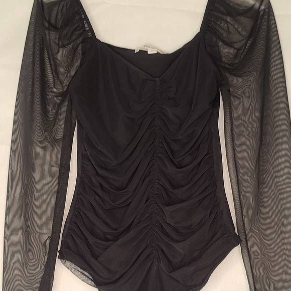 NWT - BLACK RUCHED BODYSUIT - JUNIOR'S LARGE - Picture 4 of 10